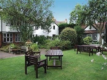 The Tudor Court Hotel Solihull Esterno foto